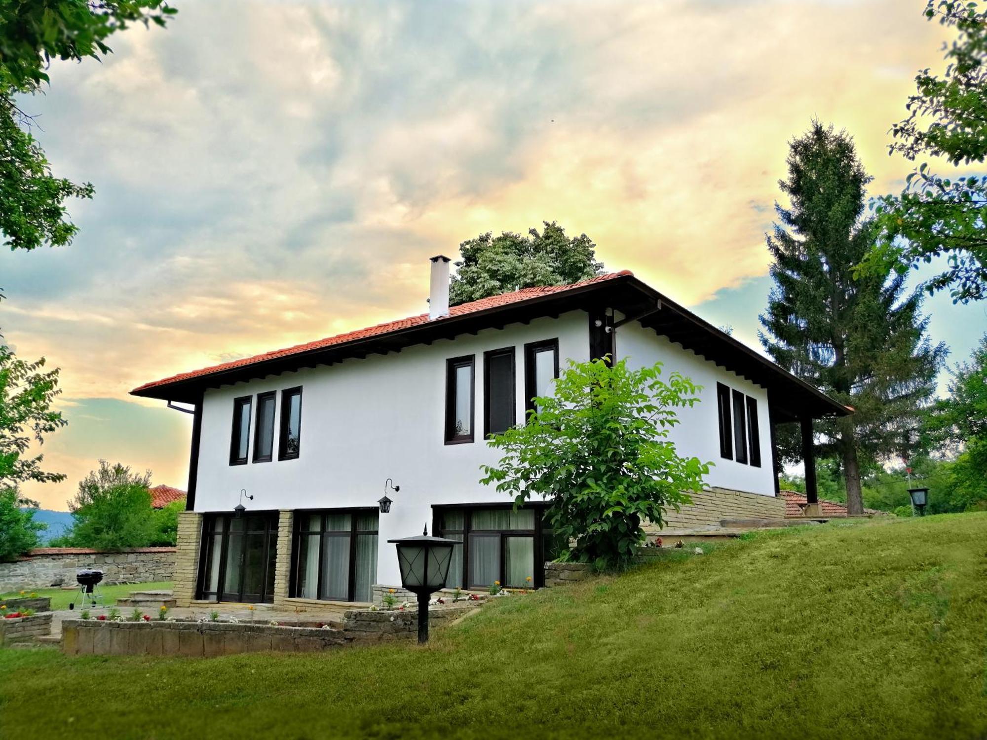 Бор И Шишарка Varzilkovtsi Exterior foto